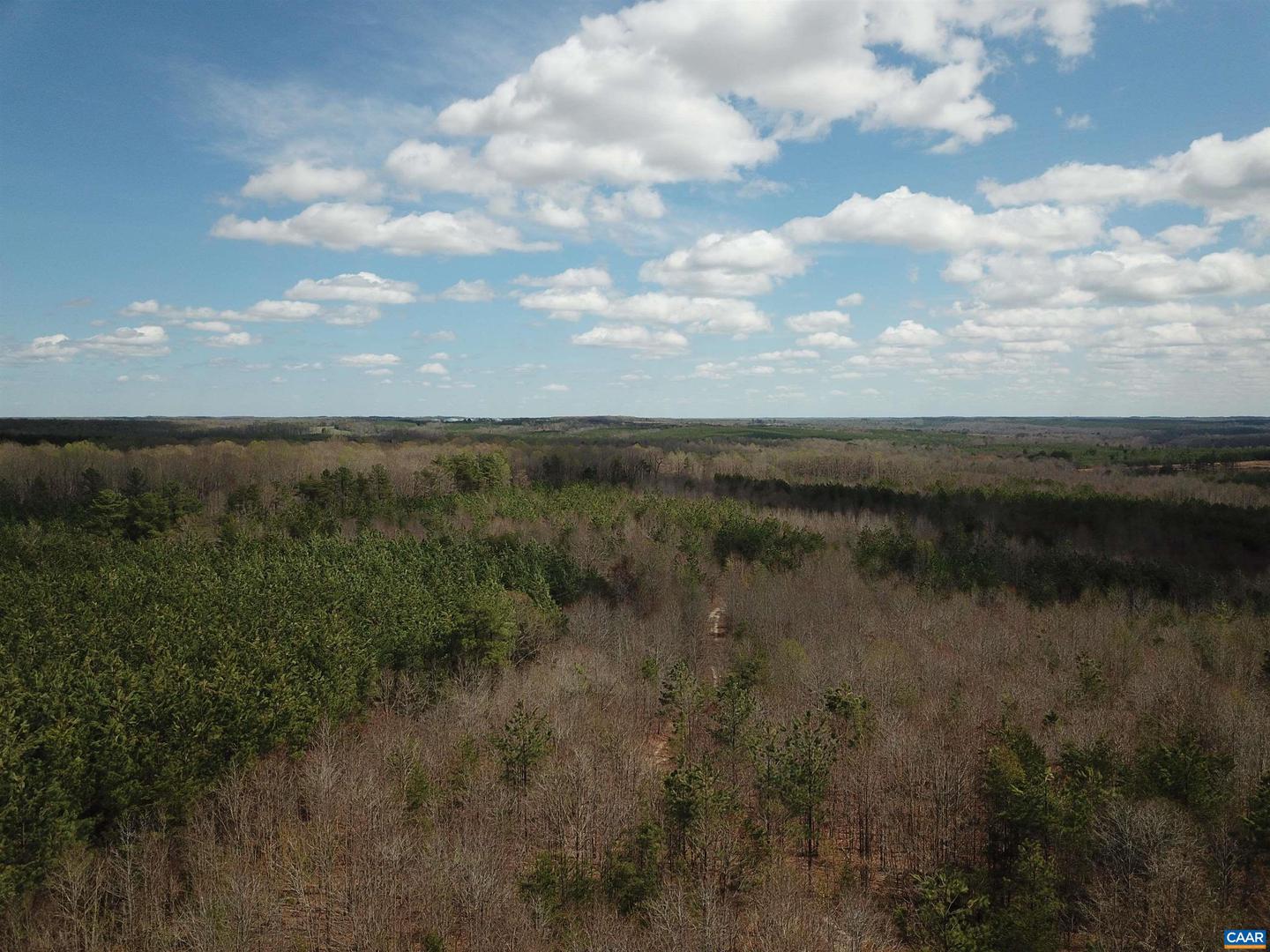 438 Mountain Top Dr Property Photo 13