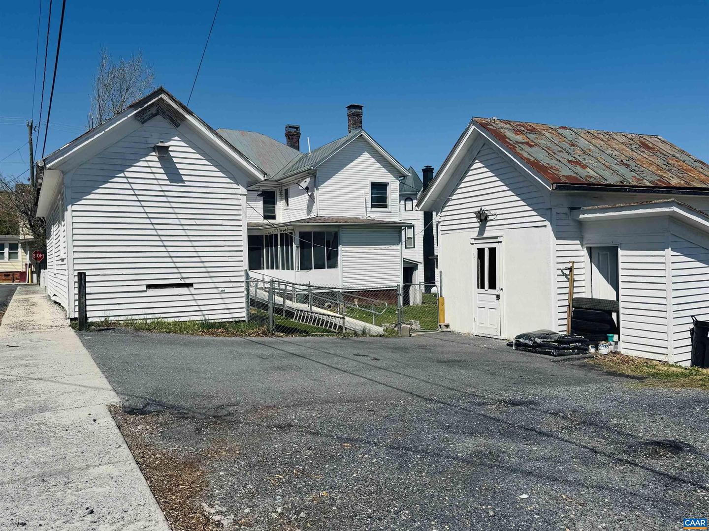 80 Main St Property Photo 67