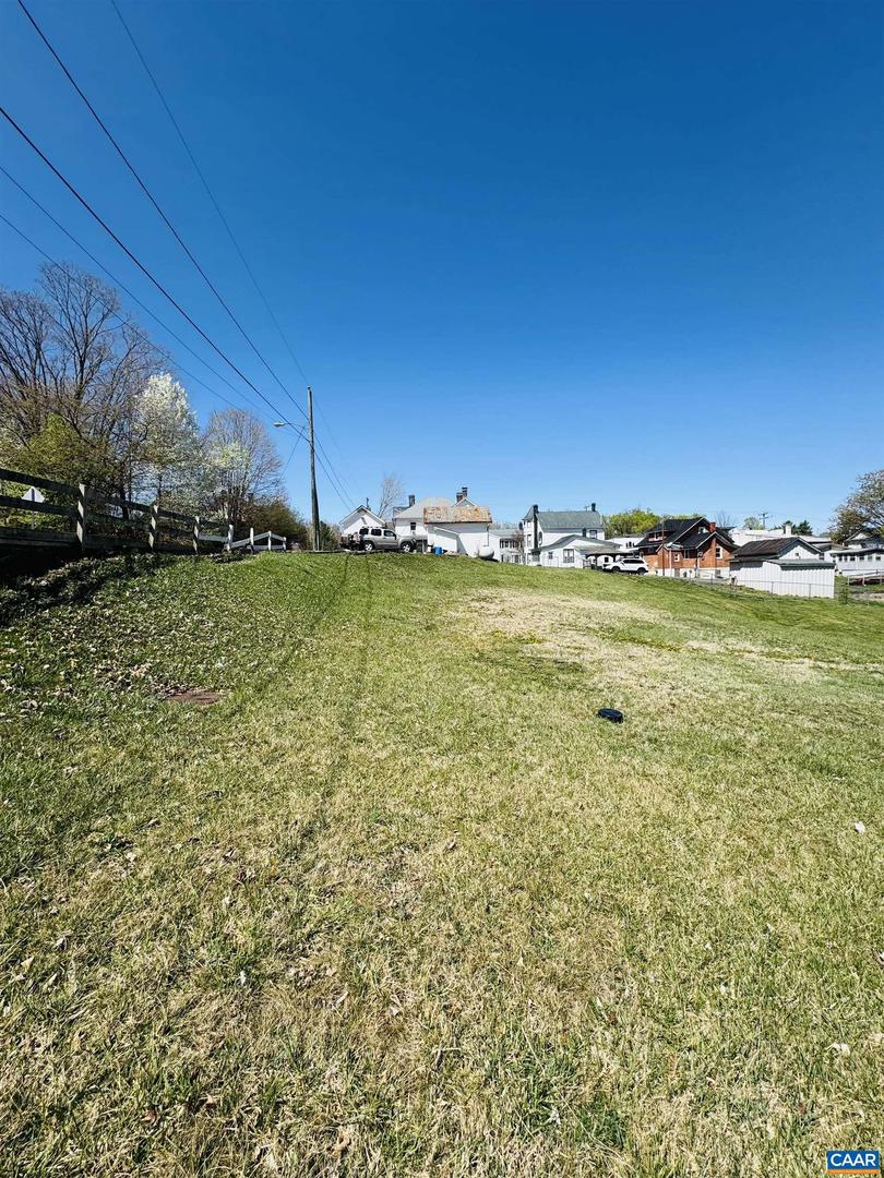 80 Main St Property Photo 72