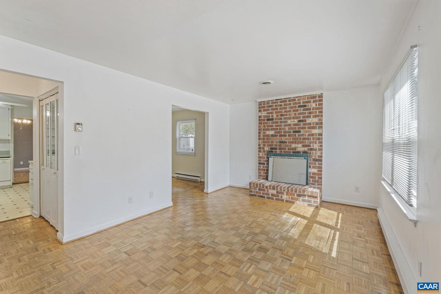 813 Prospect Ave Property Photo 4