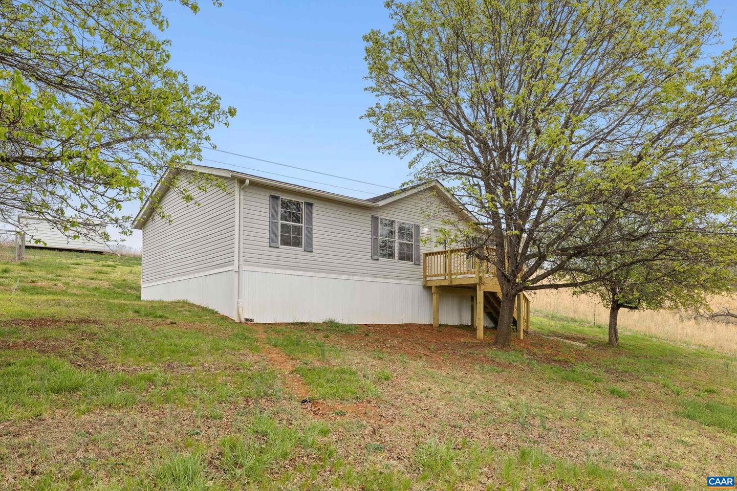 11321 Norwood Rd Property Photo 1