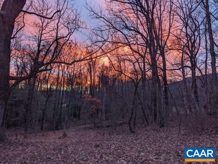 2005 Upper Stony Run #10 Property Photo 2