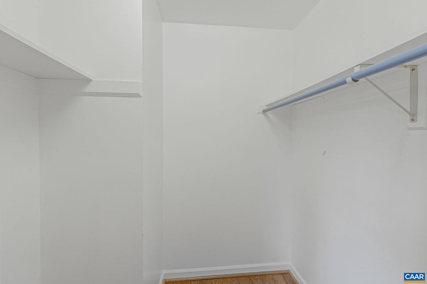 935 Huntwood Ln Property Photo 25