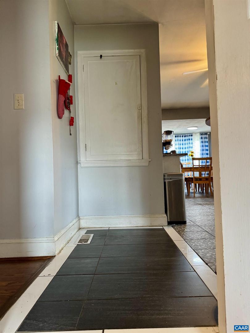 20 Lancaster Blvd Property Photo 33