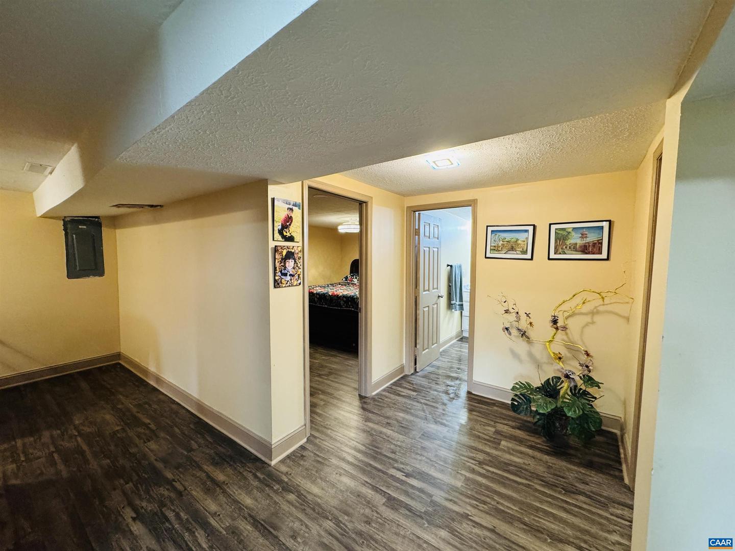 20 Lancaster Blvd Property Photo 63