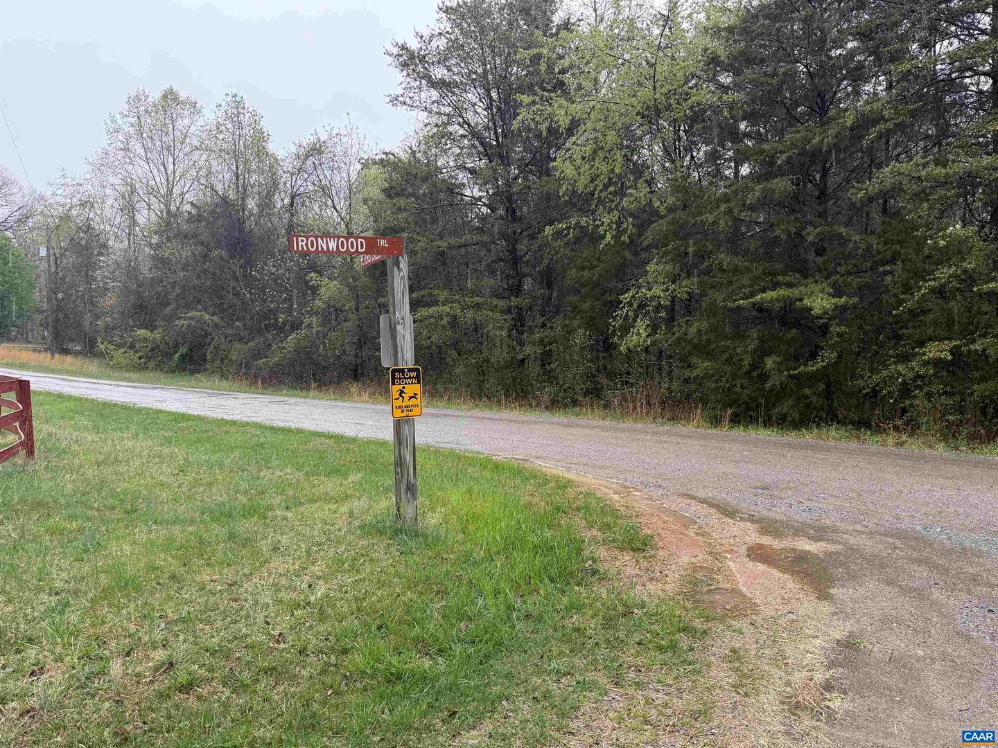 4320 Ironwood Trl #8 Property Photo 12