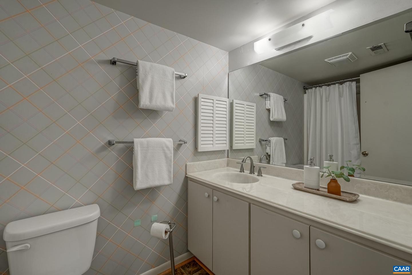 329 Cedar Bluff Rd Property Photo 30