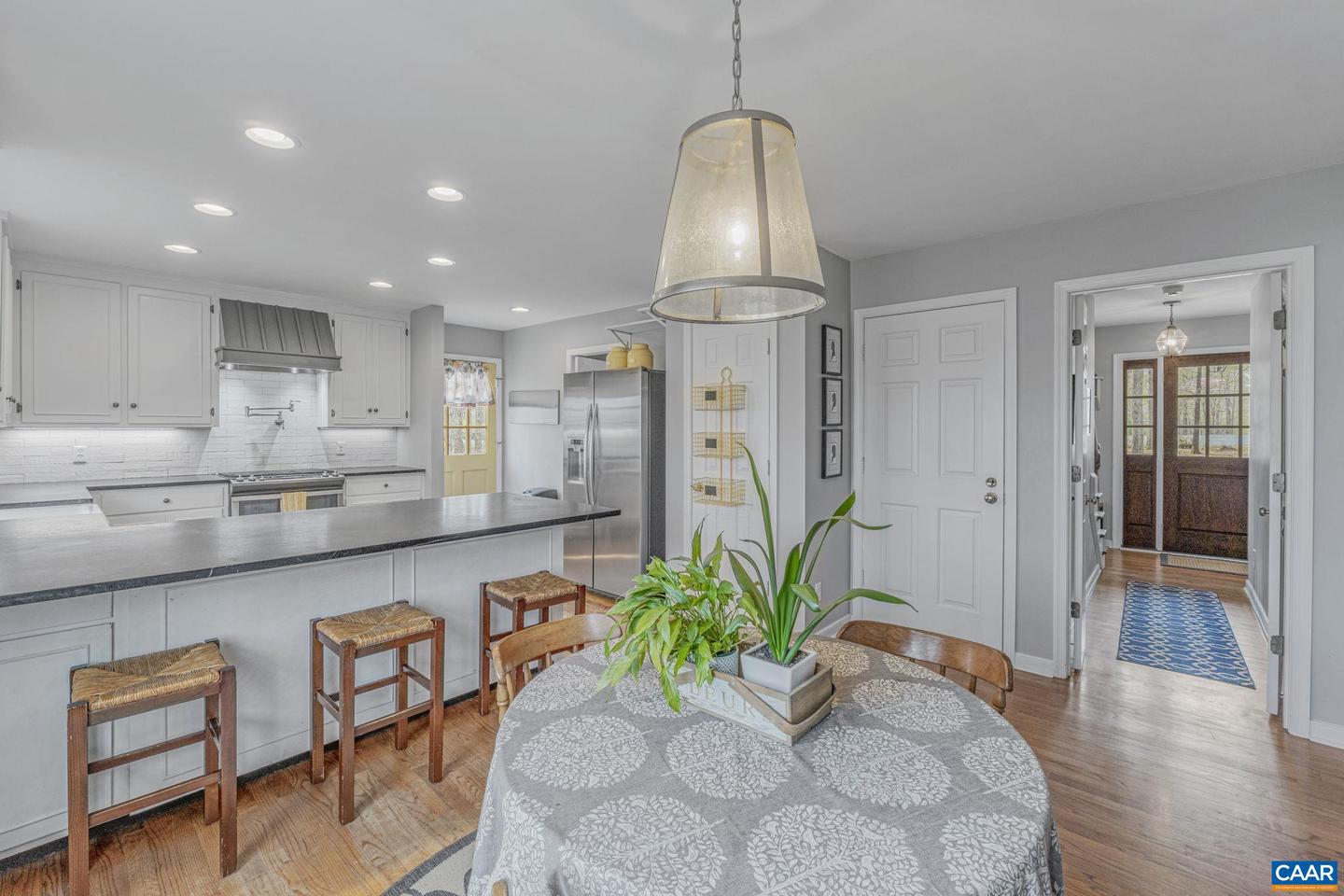 200 Ivy Ridge Rd Property Photo 14