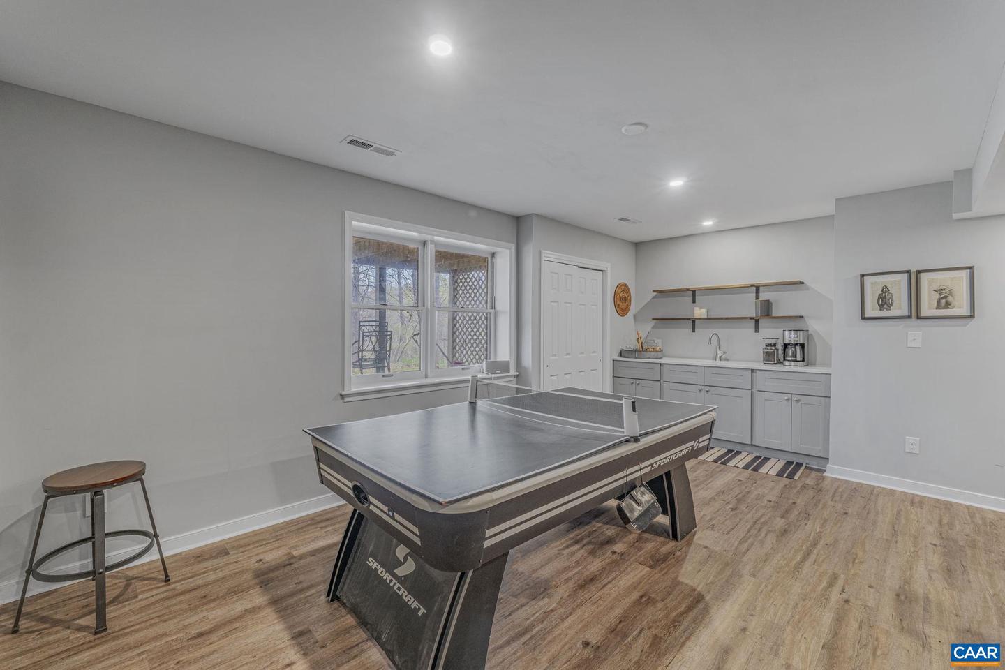 200 Ivy Ridge Rd Property Photo 28