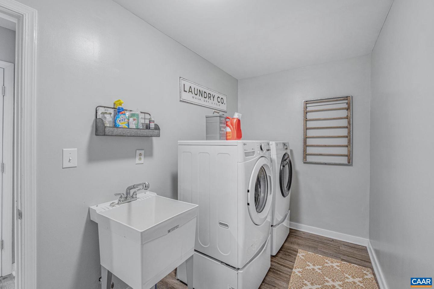 200 Ivy Ridge Rd Property Photo 31