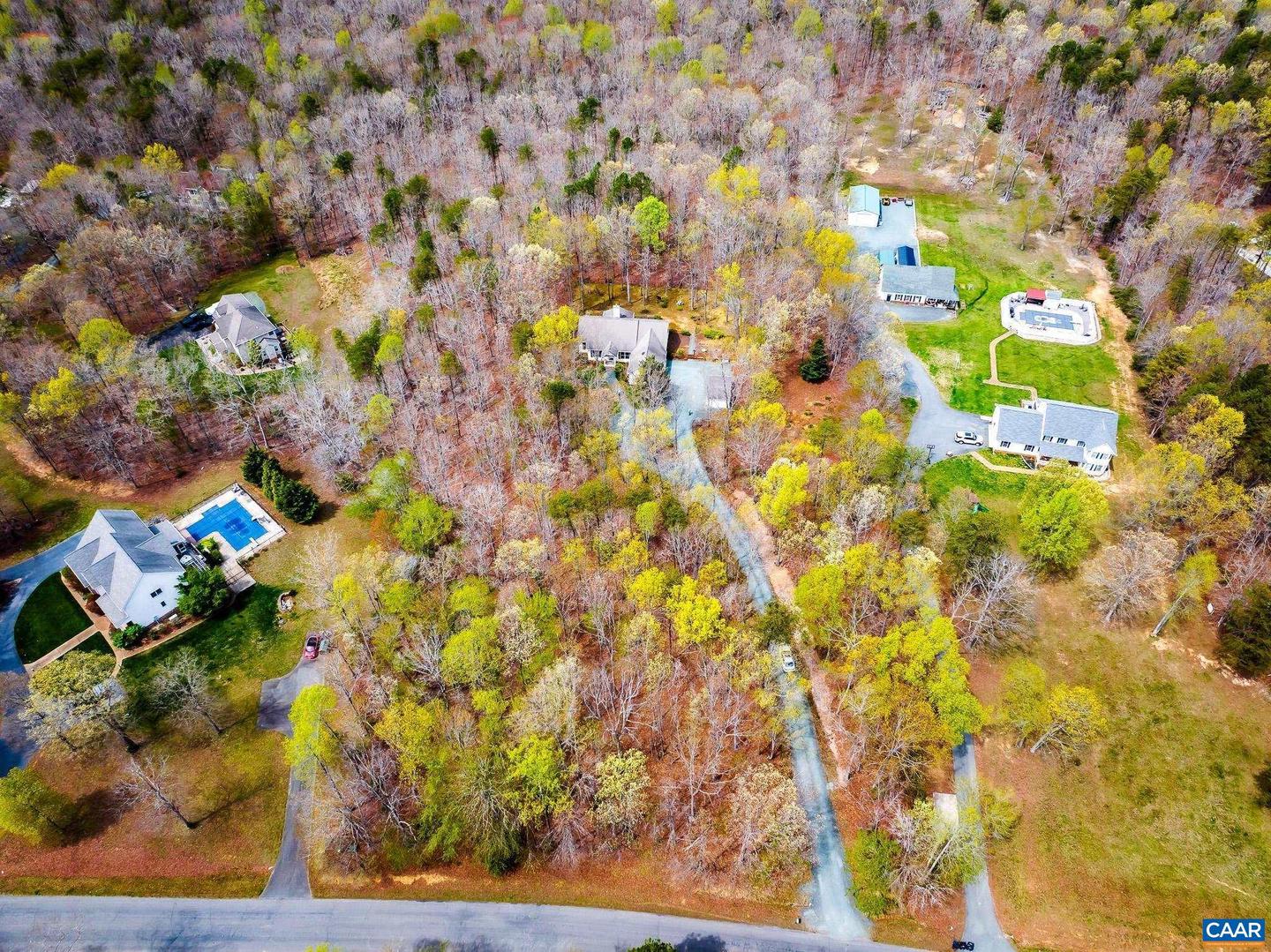 182 Fox Hollow Ln Property Photo 55