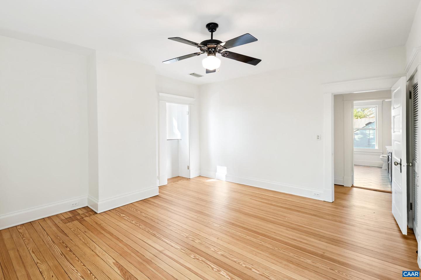 410 Altamont Cir Property Photo 44