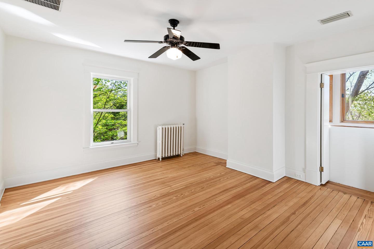 410 Altamont Cir Property Photo 45