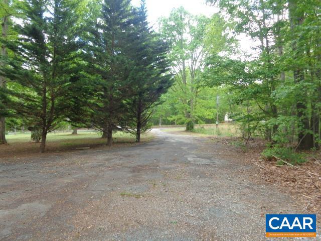 1623 Richmond Hwy Property Photo 8