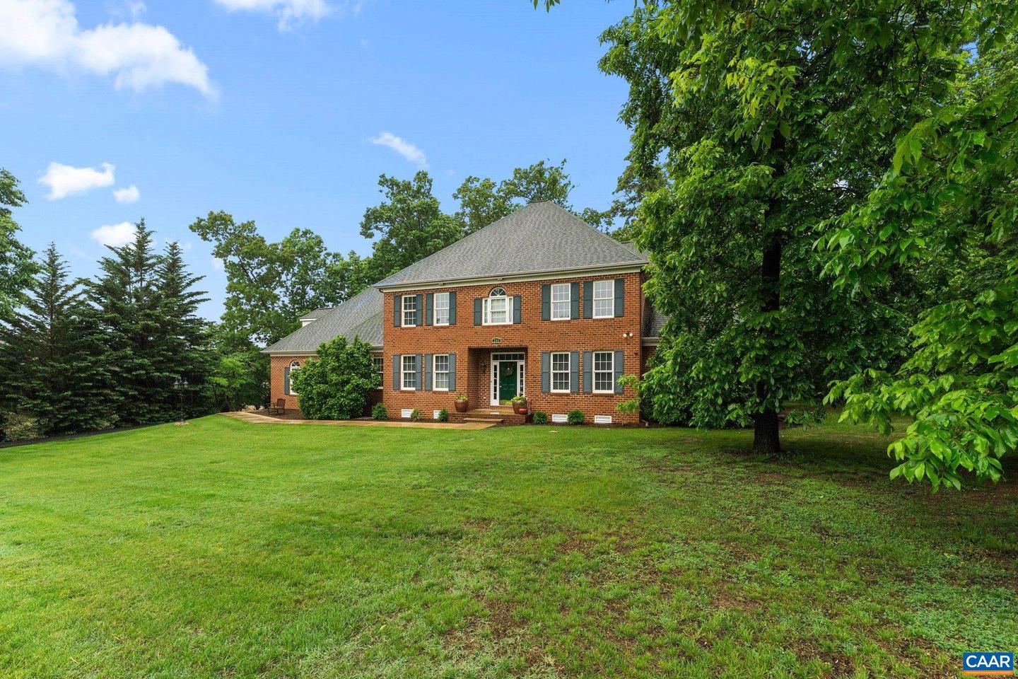 201 Pelham Knolls Dr Property Photo 1