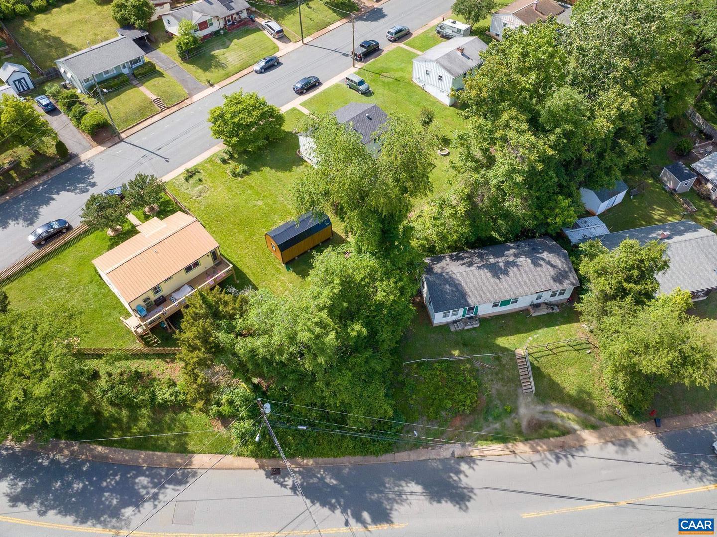 1130 Leonard St #x Property Photo 25