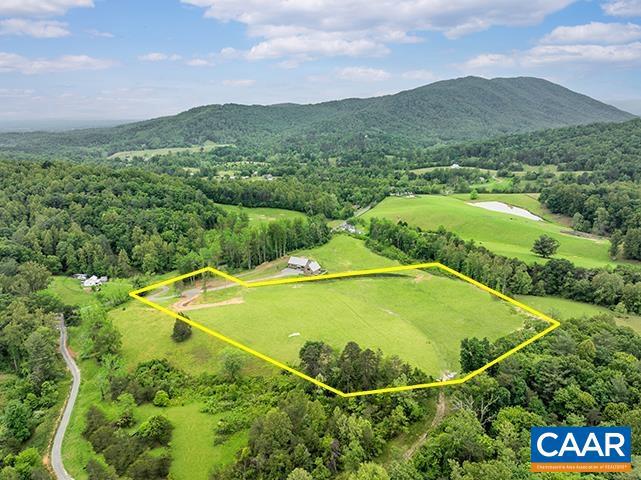 9 Boonesville Rd Property Photo 1