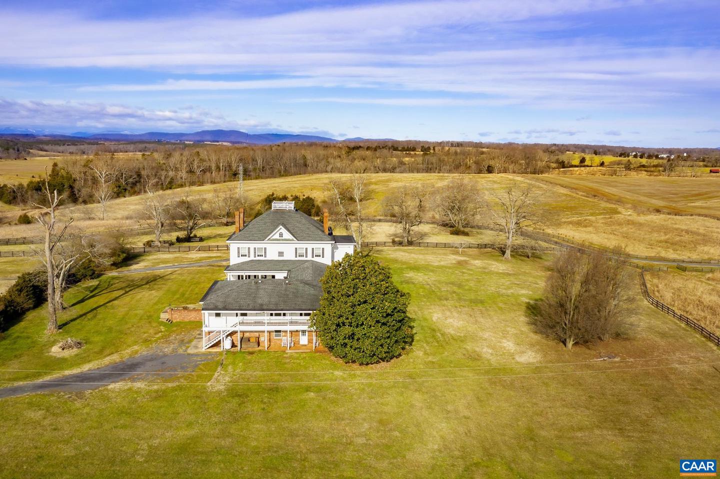 9313 Greenfield Farm Property Photo 6