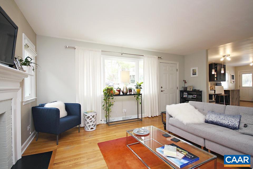 112 Raymond Ave #a & B Property Photo 4