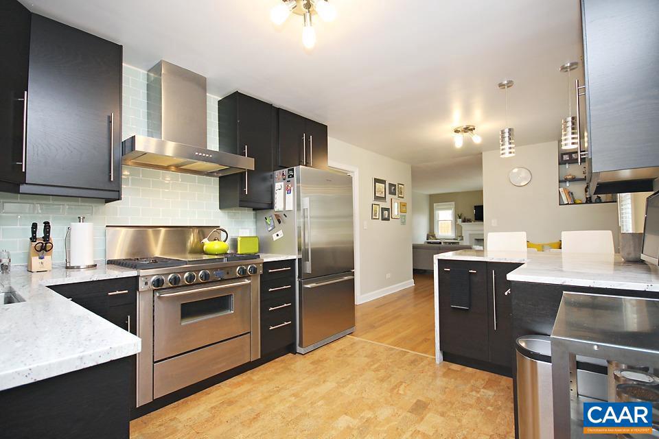 112 Raymond Ave #a & B Property Photo 9