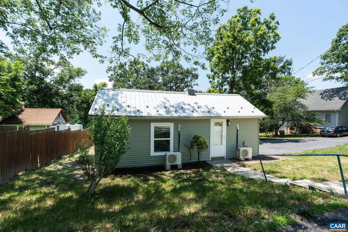 1805 SHENANDOAH AVE