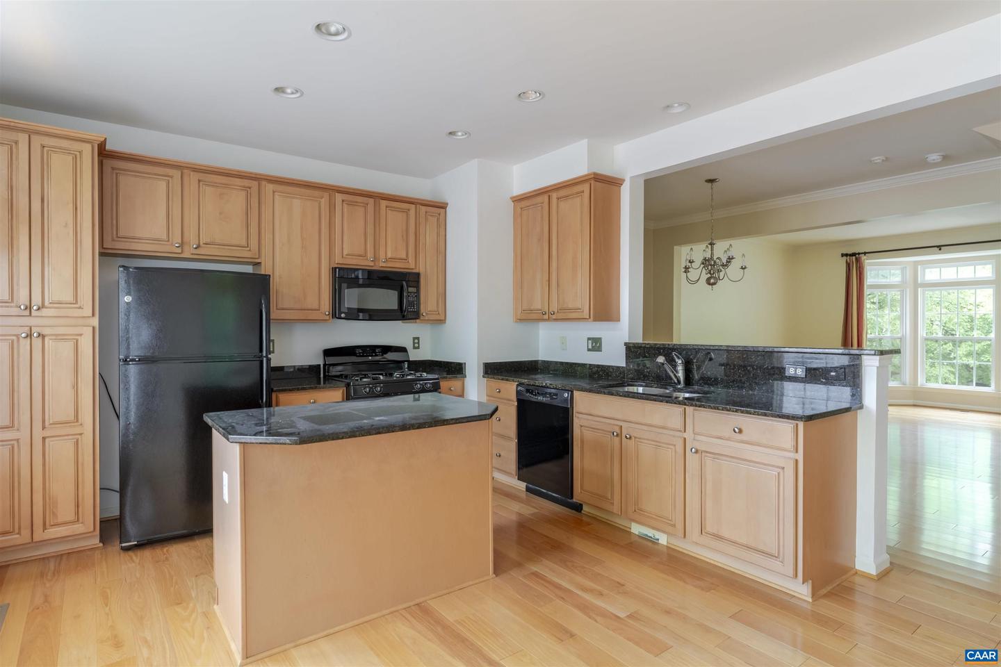 934 Bing Ln Property Photo 3