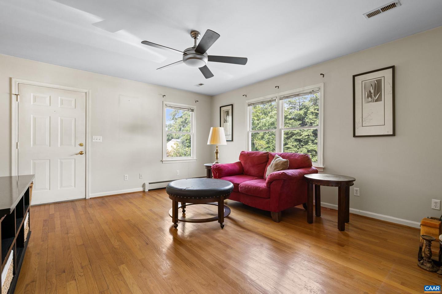 1411 Chesapeake St Property Photo 8