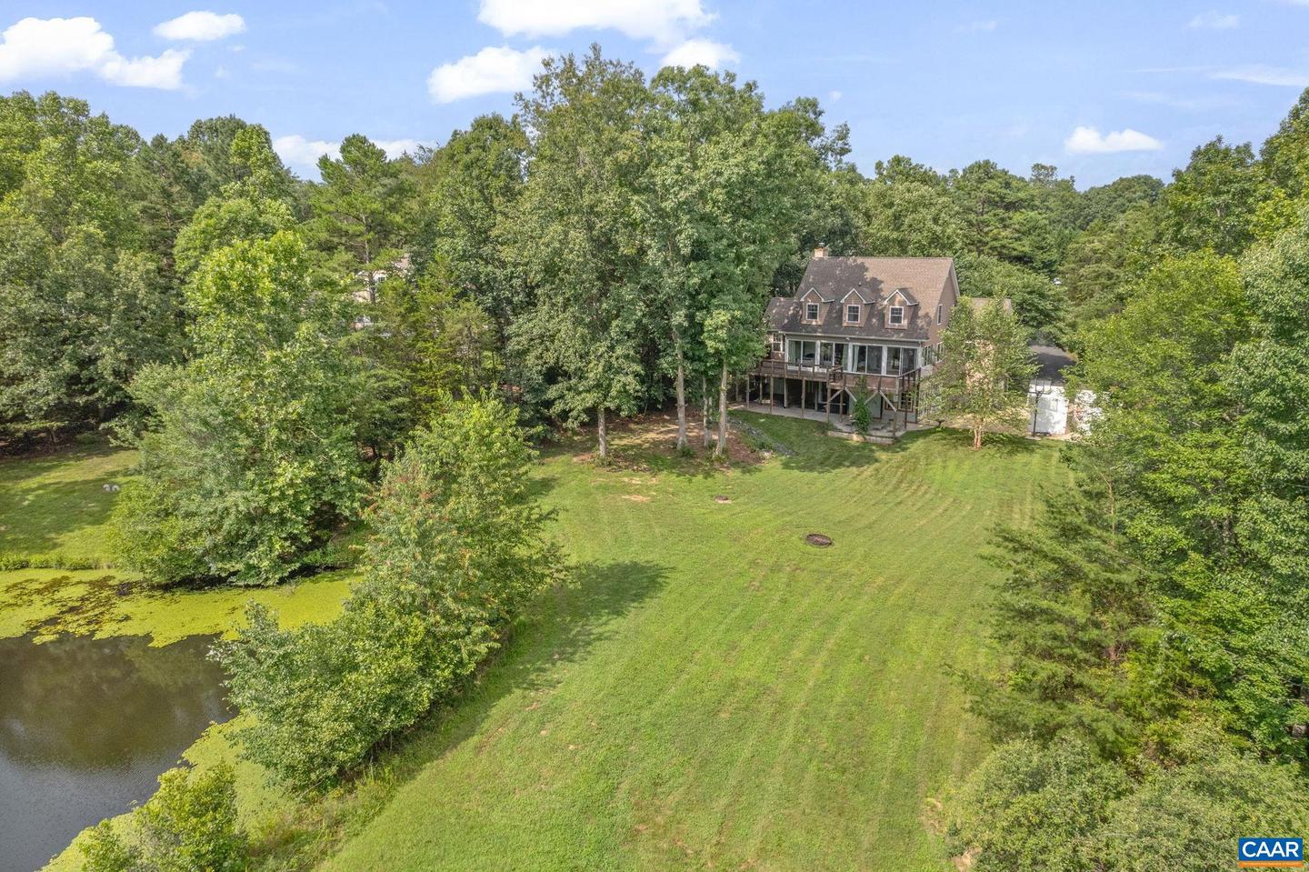 21 Acre Ln Property Photo 1