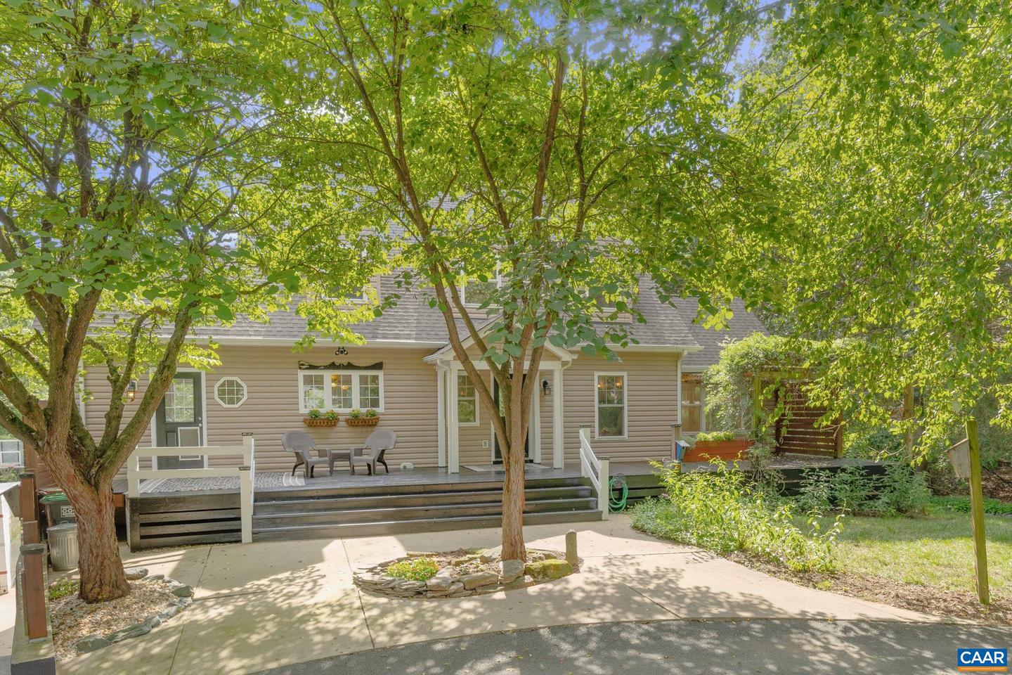 21 Acre Ln Property Photo 9
