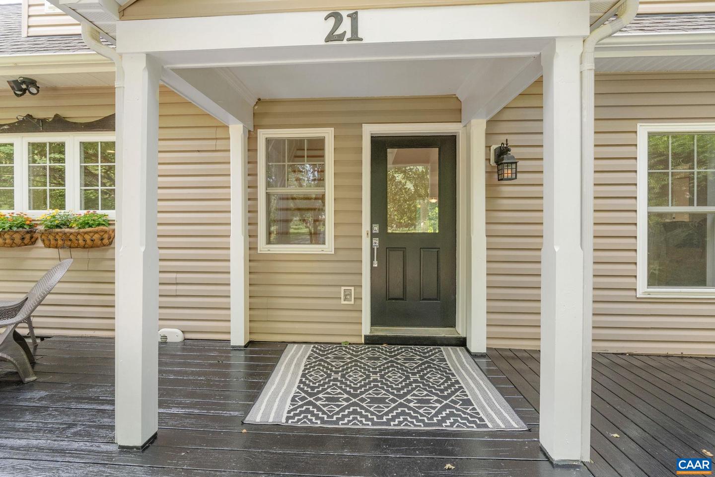 21 Acre Ln Property Photo 12