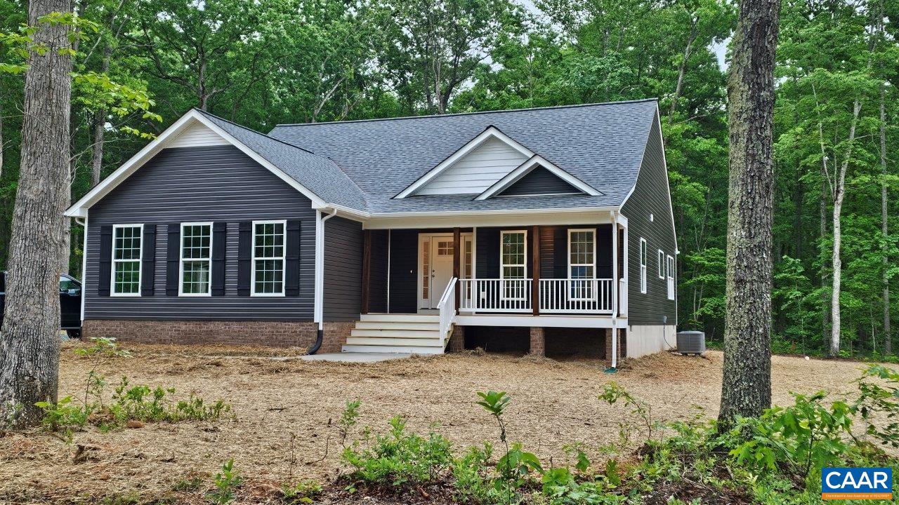 88 MARTIN VILLAGE RD #MV 16D Property Photo 1