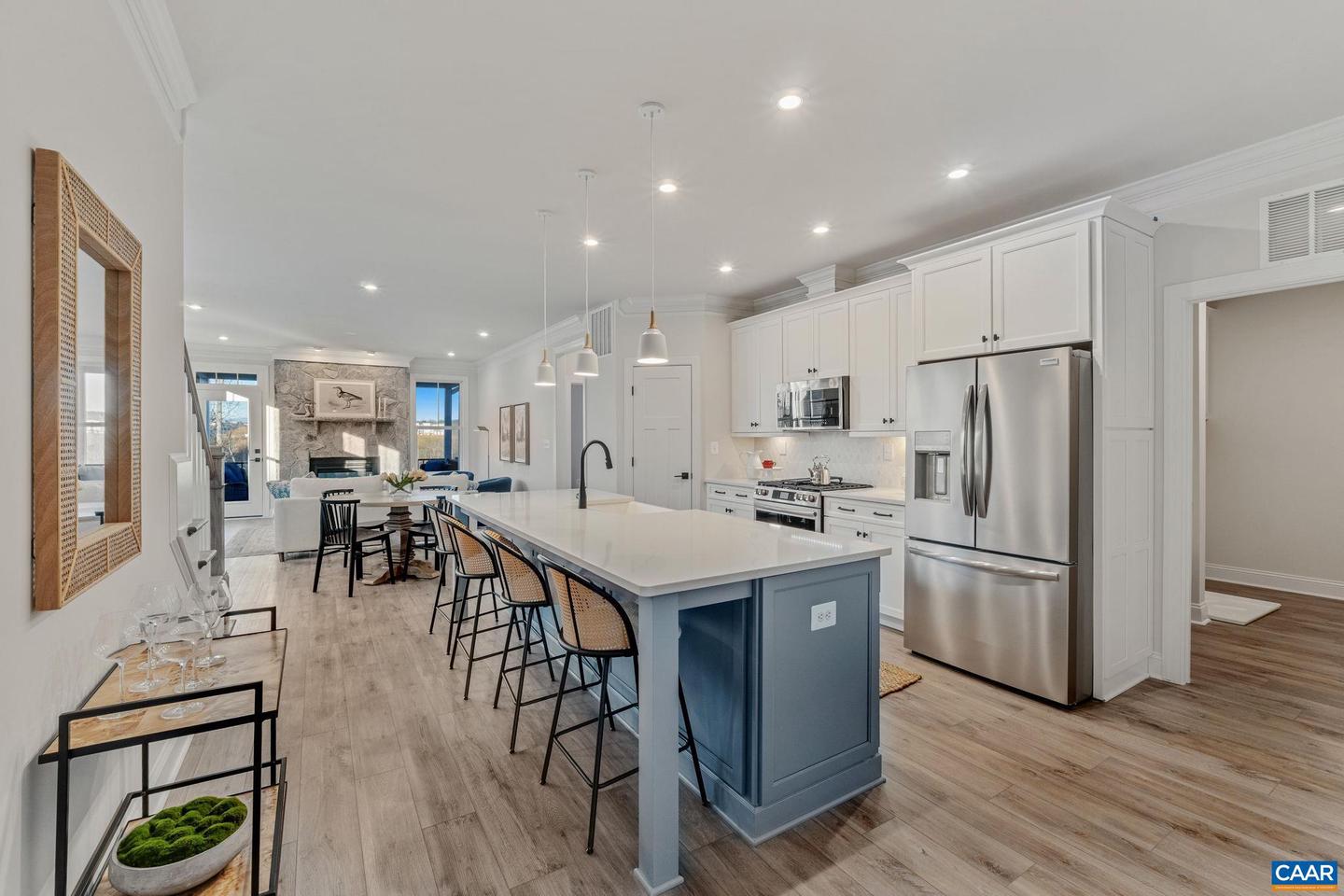 98 LACONIA LN Property Photo 1