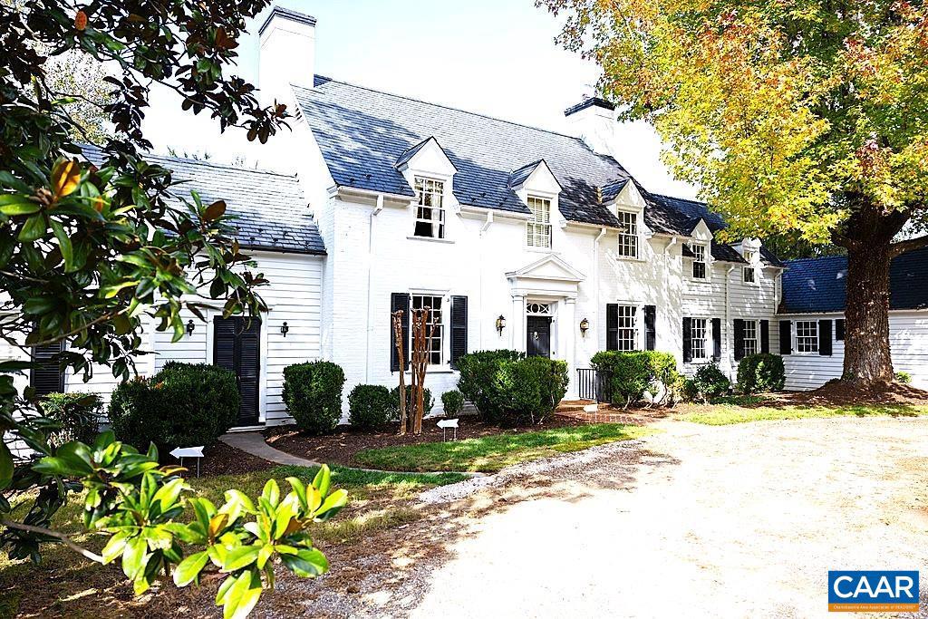 640 Ivy Ln Property Photo 1