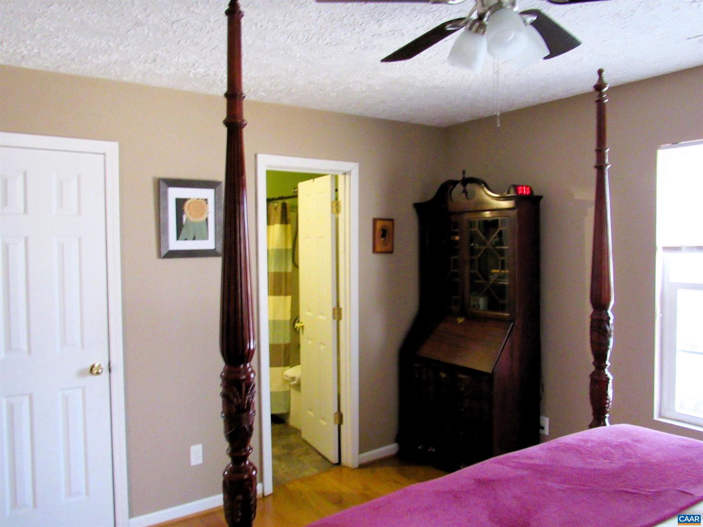 3324 Laurel Rd Property Photo 18