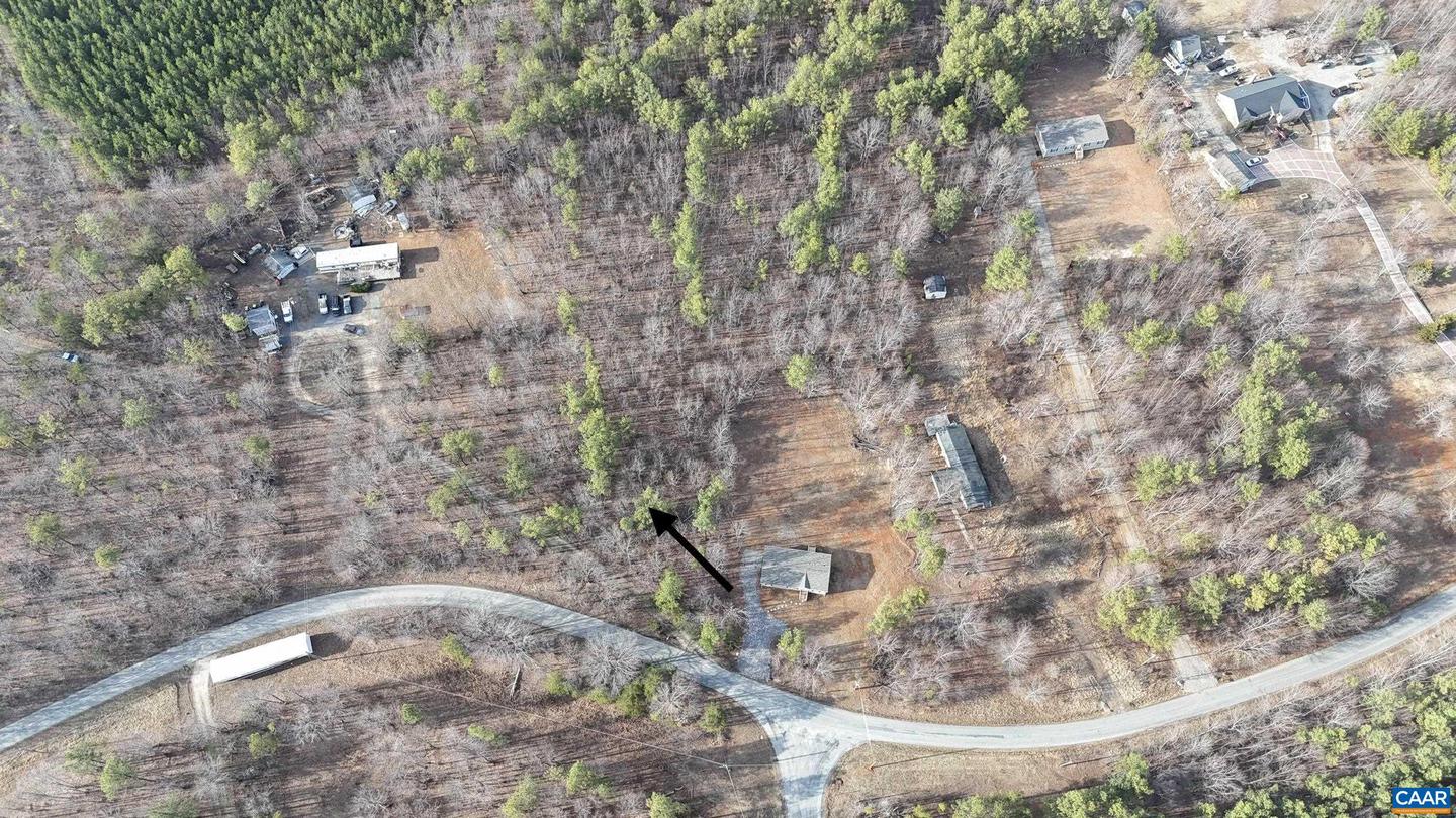 949 Austins Rd Property Photo 4