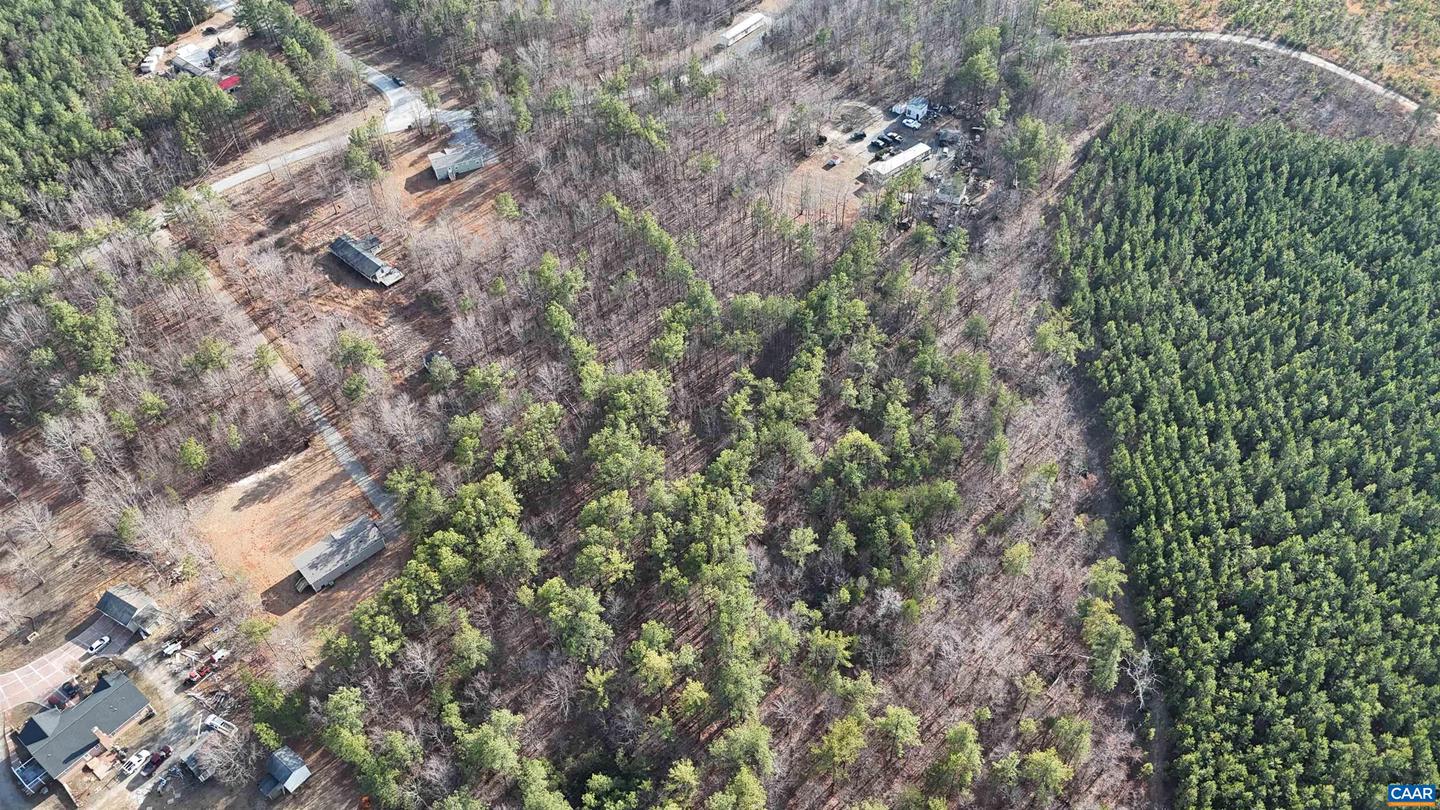 949 Austins Rd Property Photo 10