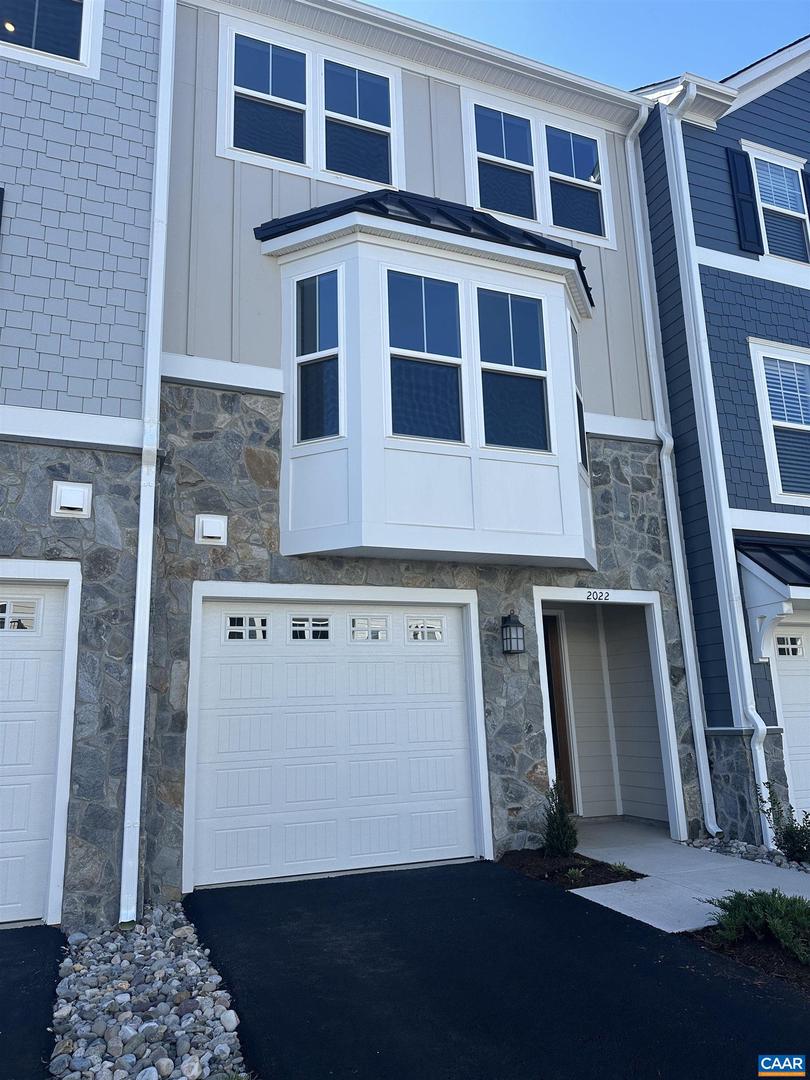 2022 Calico Ct Property Photo 7