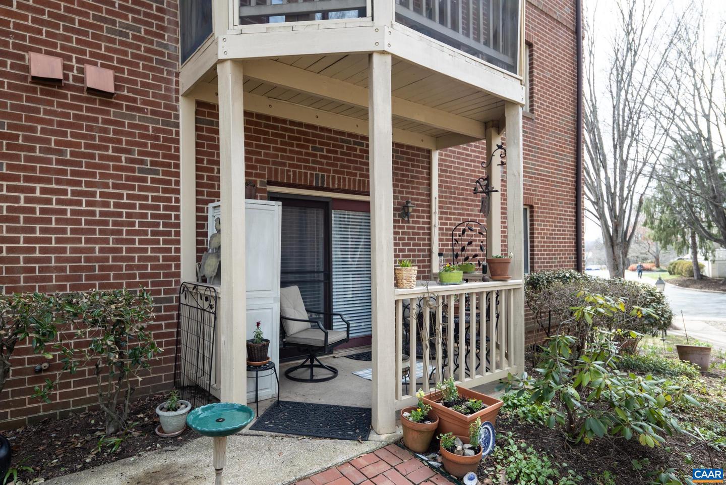 1325 Branchlands Dr #e Property Photo 5