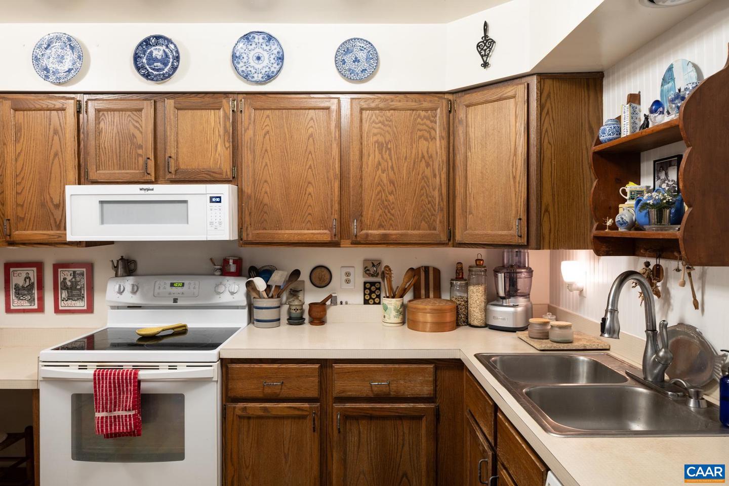 1325 Branchlands Dr #e Property Photo 8
