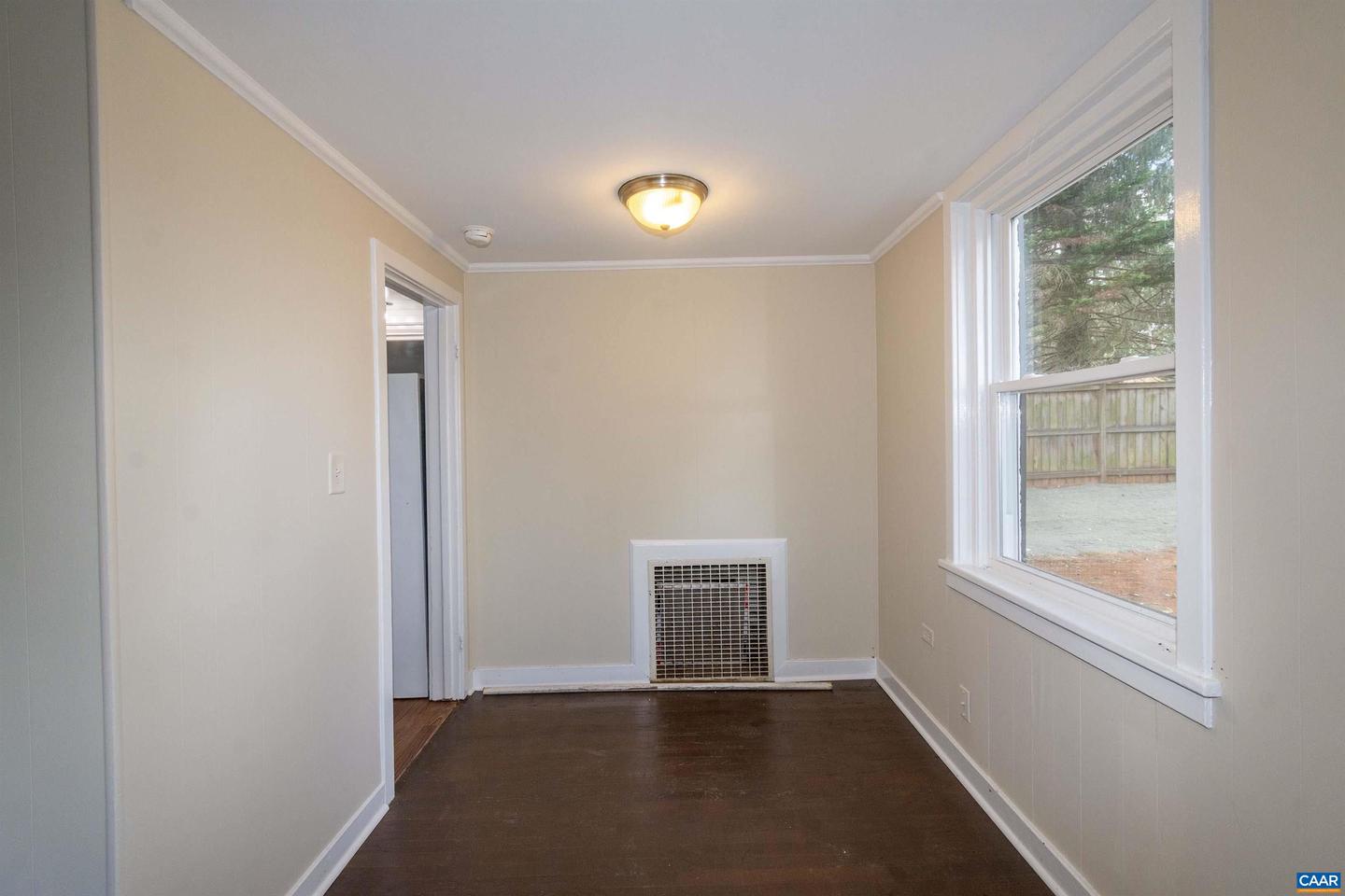194 Morton Property Photo 25