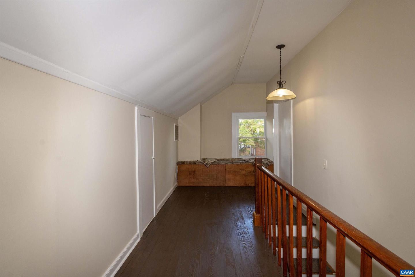 194 Morton Property Photo 26