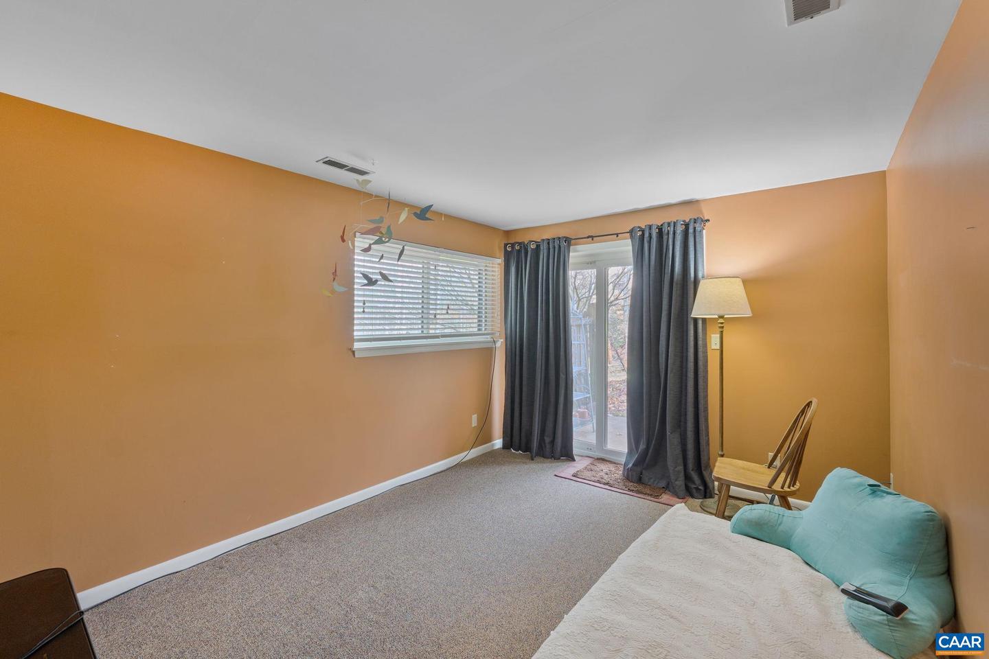 1212 Chatham Rdg Property Photo 14