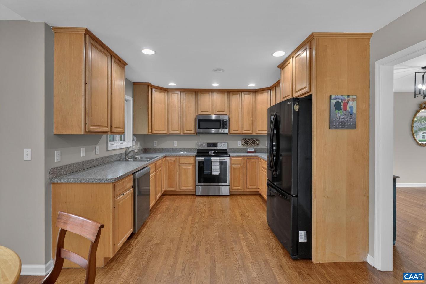 5 Campbell Ct Property Photo 10