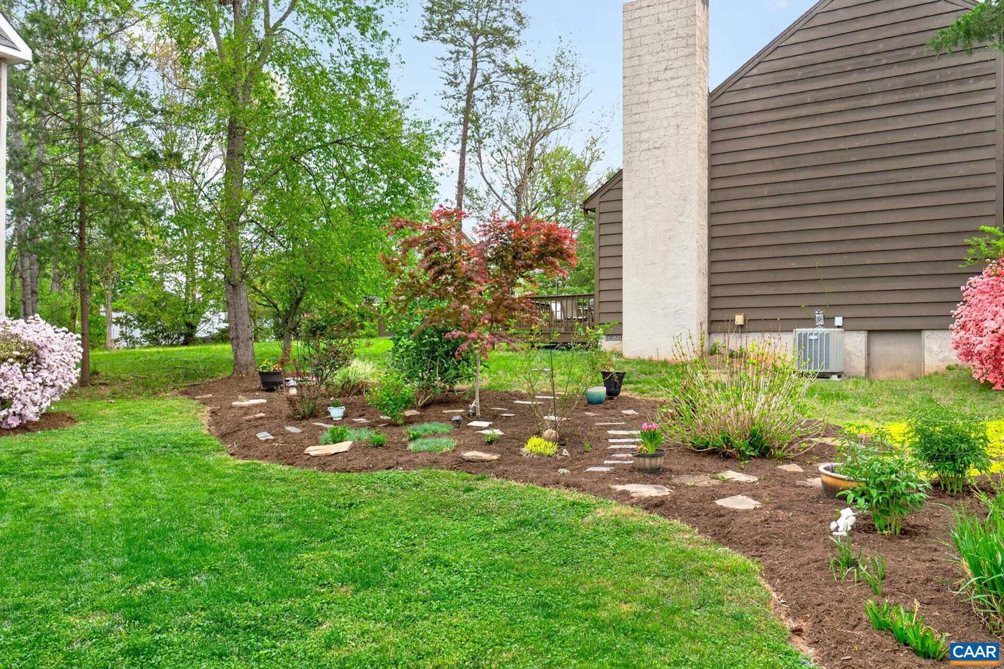 5 Campbell Ct Property Photo 40
