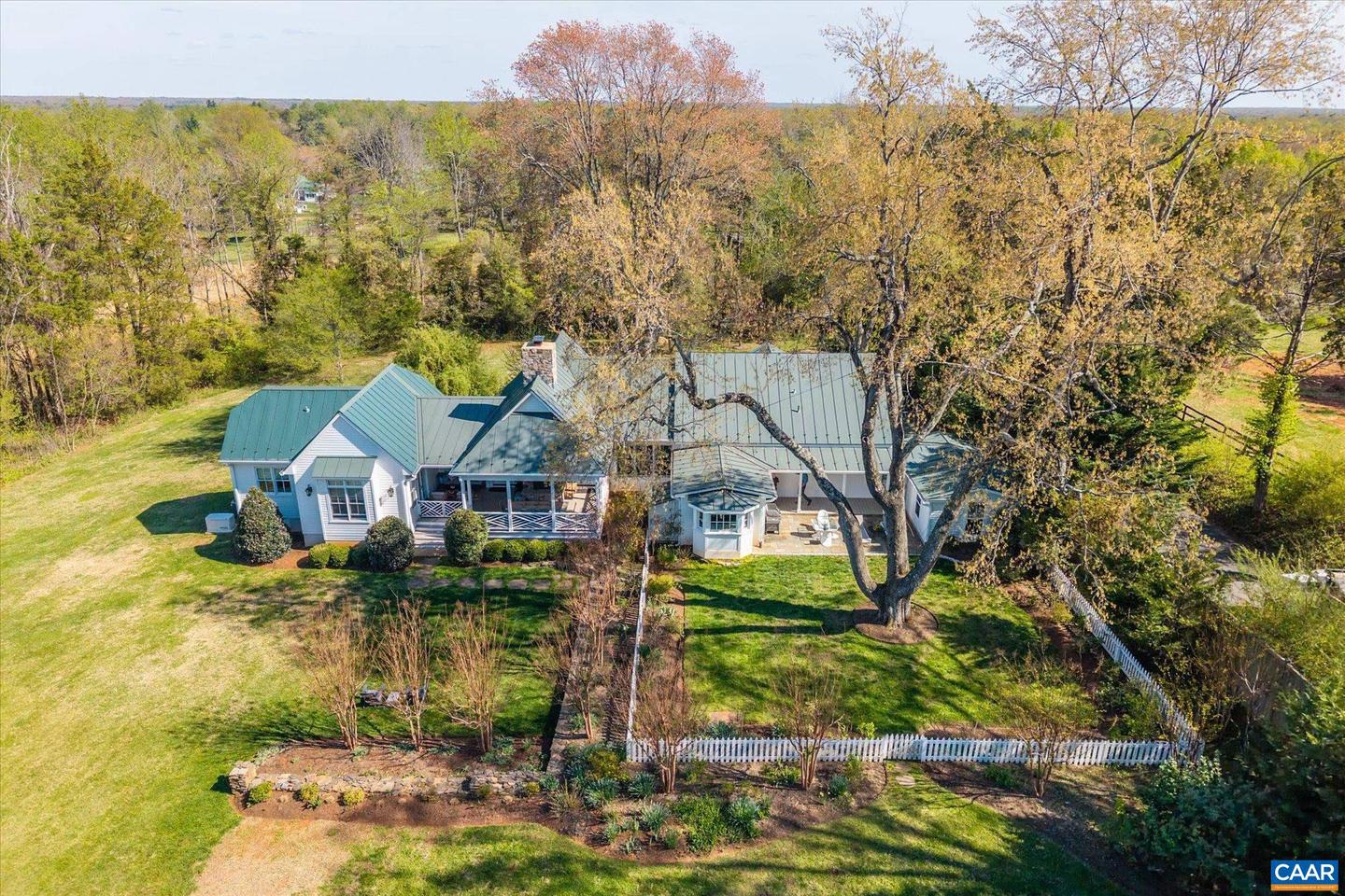 5432 Stony Point Pass Property Photo 5