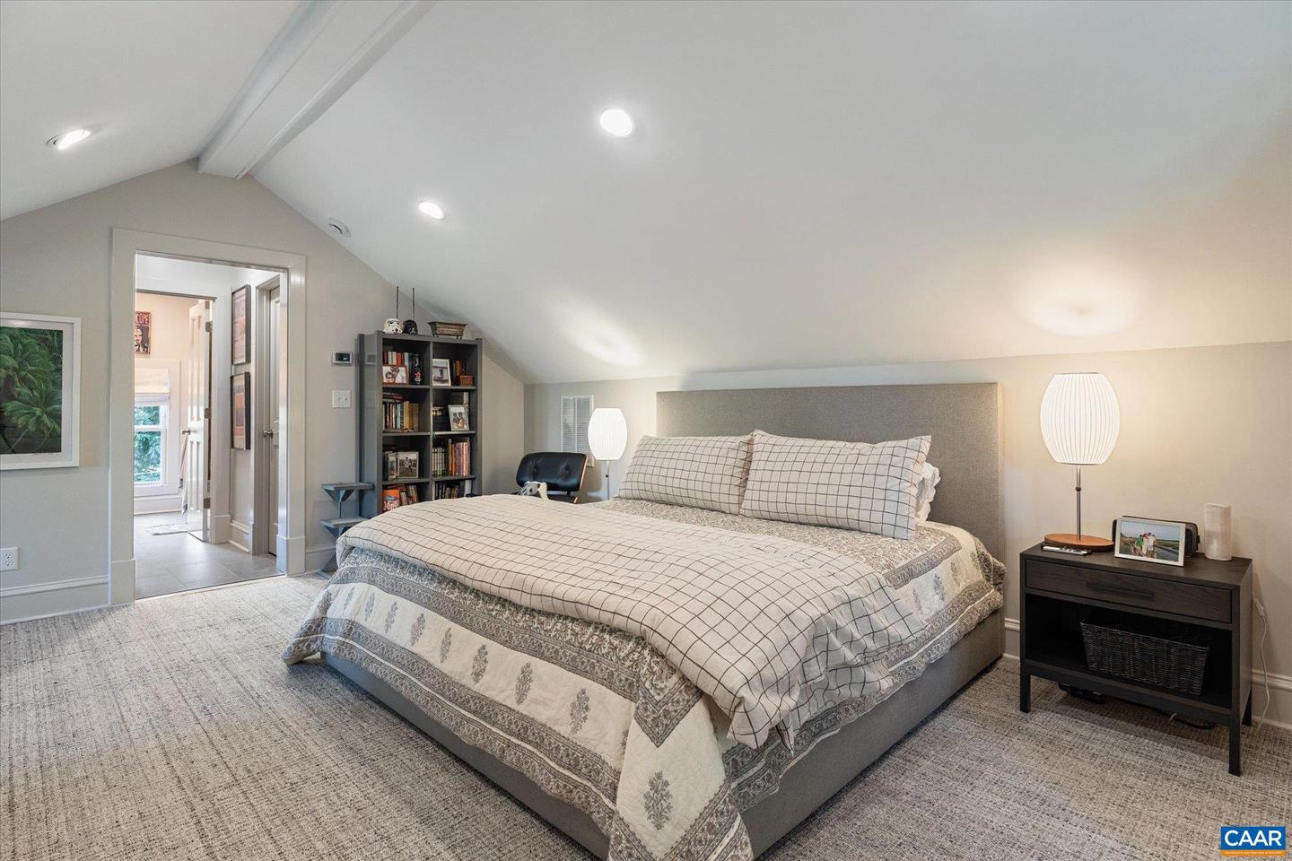 5432 Stony Point Pass Property Photo 34