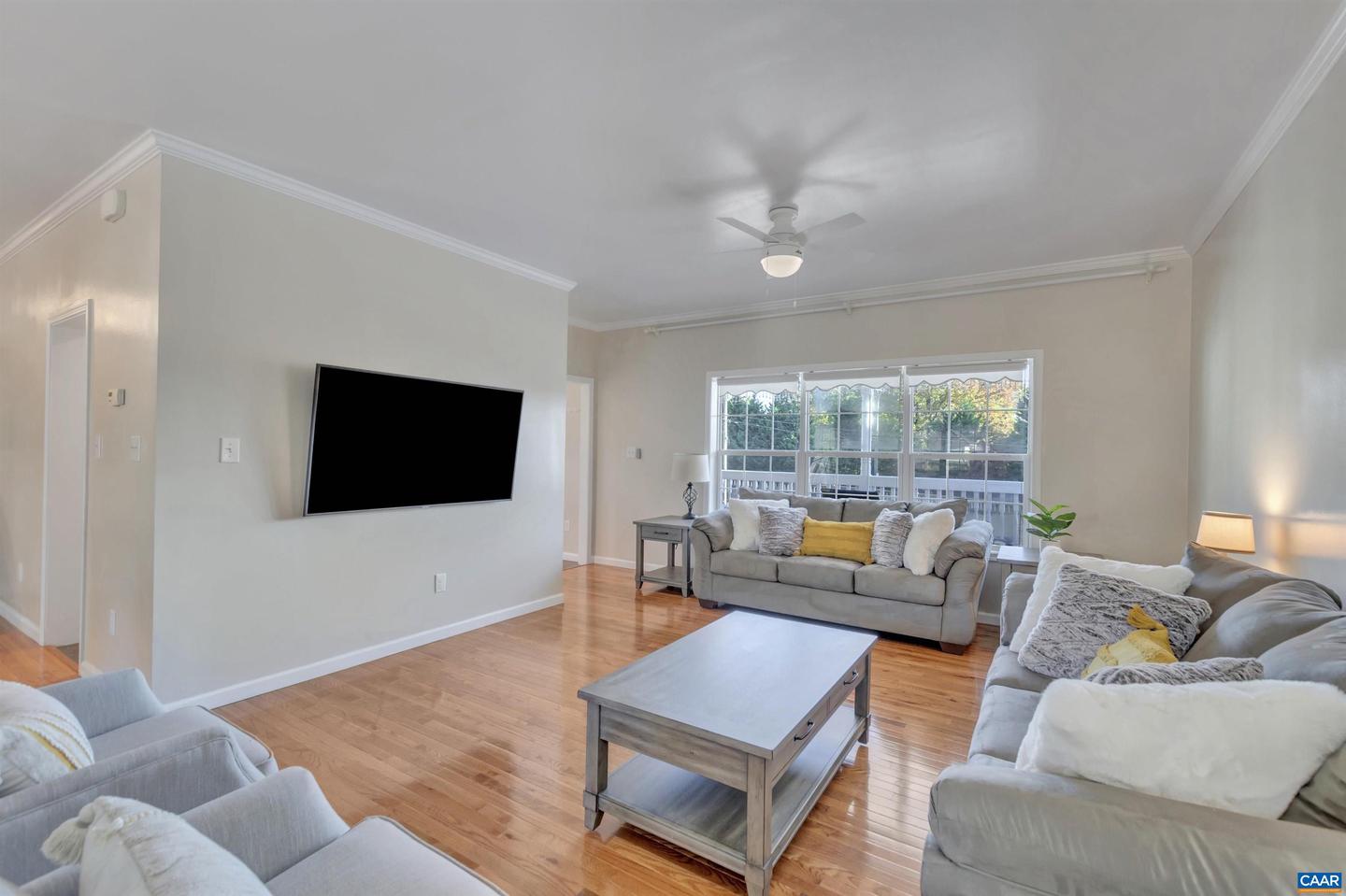 1006 Long St Property Photo 11