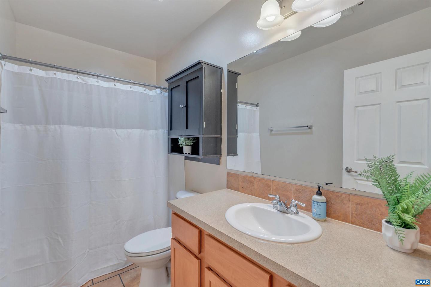 1006 Long St Property Photo 25