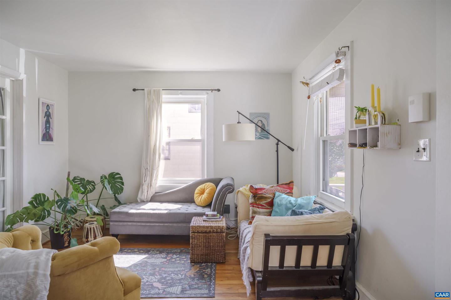 1147 Meriwether St Property Photo 4