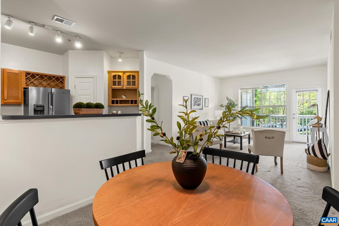 280 Riverbend Dr #2b Property Photo 1